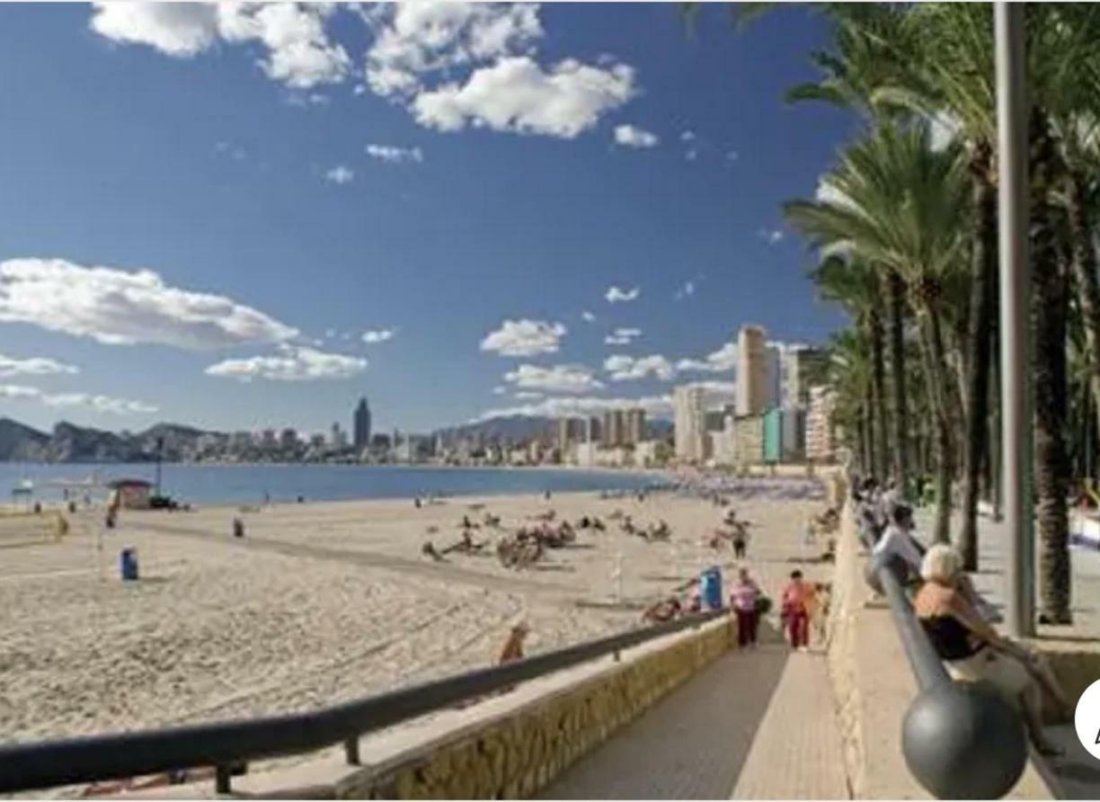 Apartamento En El Centro A Un Minuto De La Playa Benidorm Exteriér fotografie